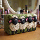 Nathalie - Trousse de toilette matelassée Moutons