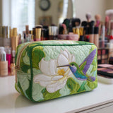 Coralie - Trousse de toilette matelassée Pétales Délicats