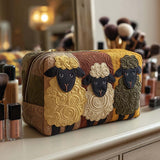 Valérie - Trousse de toilette matelassée Trio de Moutons